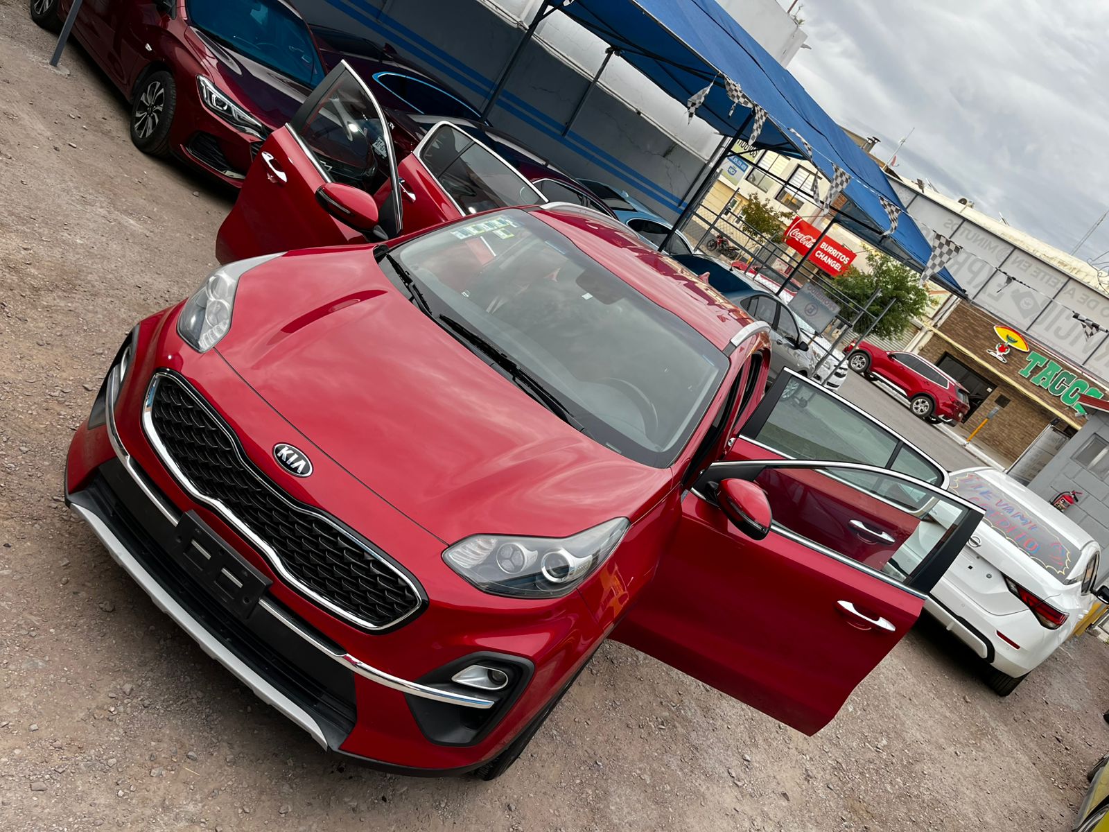 KIA SPORTAGE